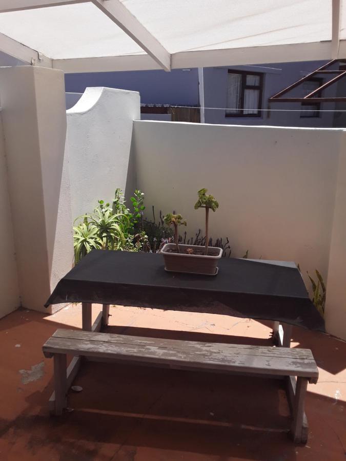 Mclaren Self Catering Apartment Gansbaai Exterior foto