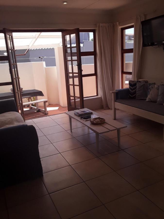 Mclaren Self Catering Apartment Gansbaai Exterior foto