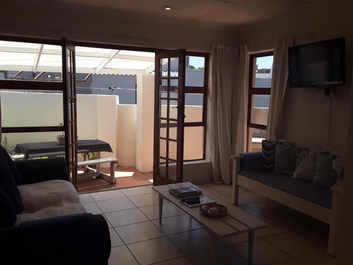 Mclaren Self Catering Apartment Gansbaai Exterior foto